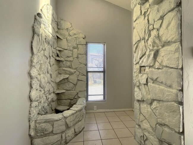 Building Photo - 11511 Stagecoach Trail