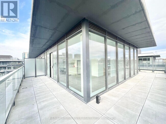 Photo du bâtiment - 1612 Charles St