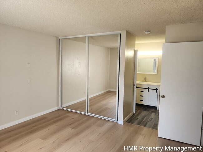 Foto del edificio - 2 Bed / 2 Bath Condo Near Claremont Village