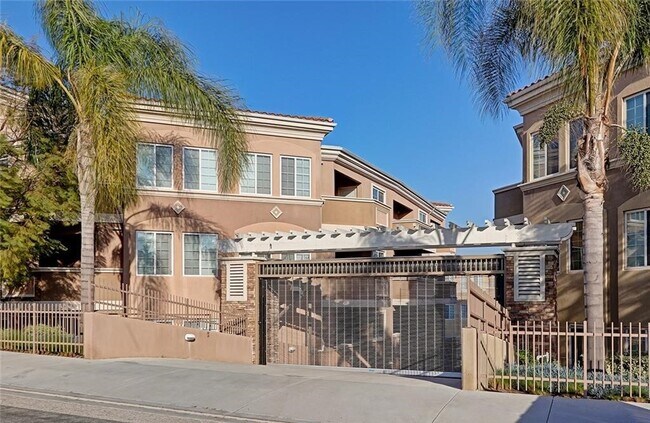 Side Entrance Gate - 2750 Artesia Blvd