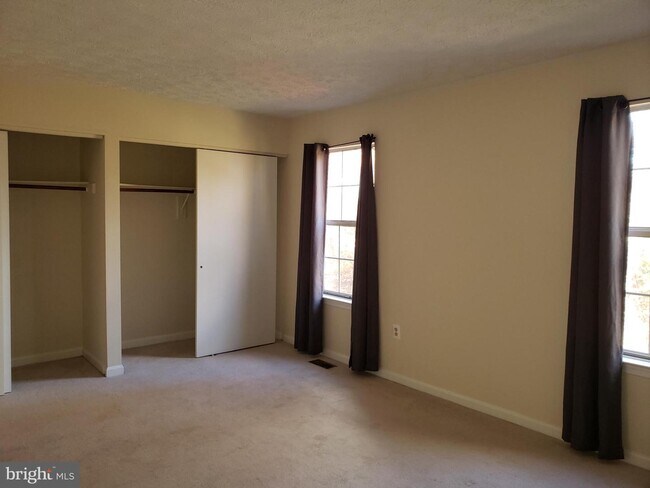Building Photo - 7710 Wolford Way