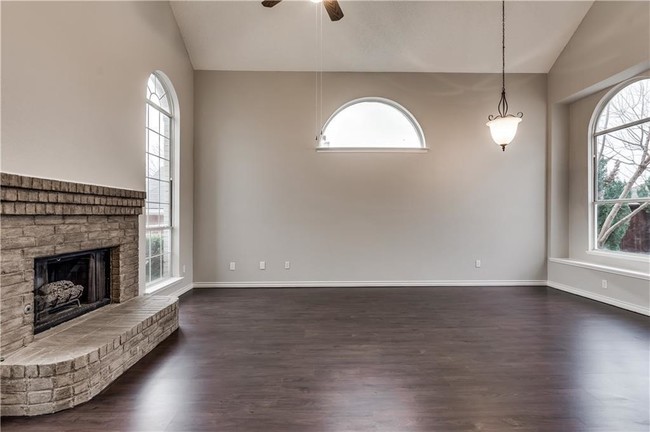 Building Photo - 1809 Ambrose Dr