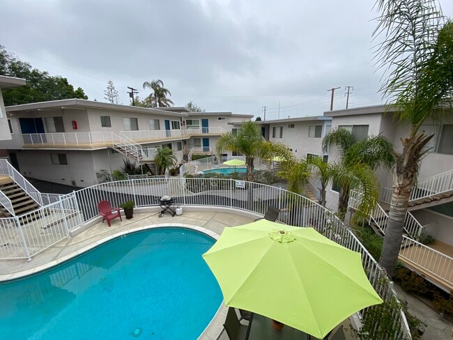 Courtyard - 5808 S Pacific Coast Hwy