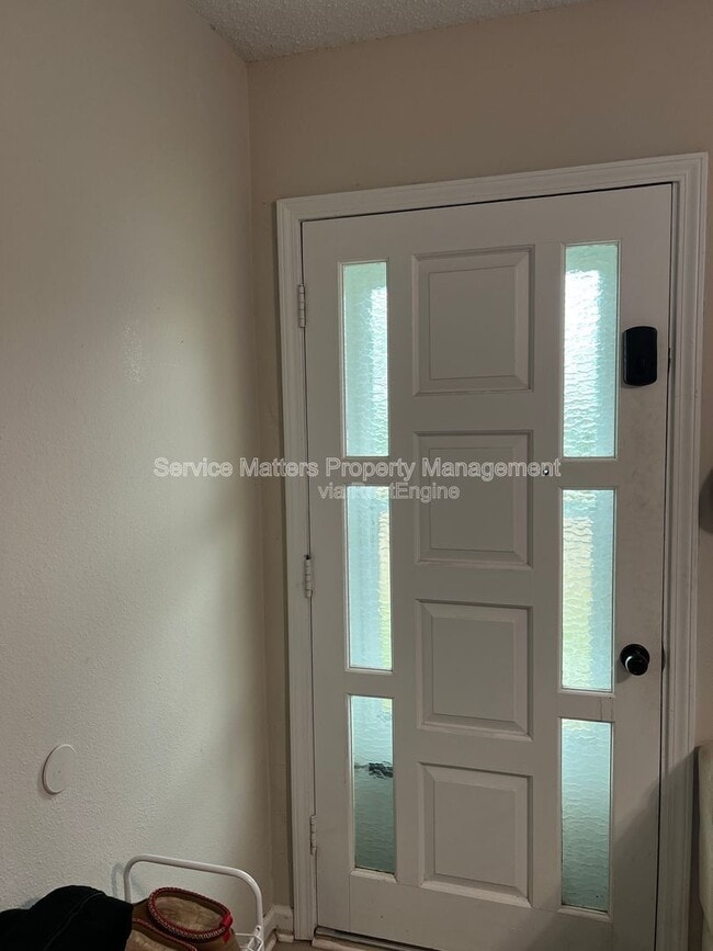 Foto del edificio - 303 Newcastle Dr