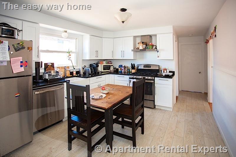 Photo - 22 Murdock St Unit #2