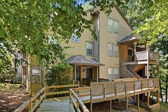 Building Photo - 6000 Gray Gate Ln