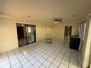 Building Photo - 42 Waikalani Pl