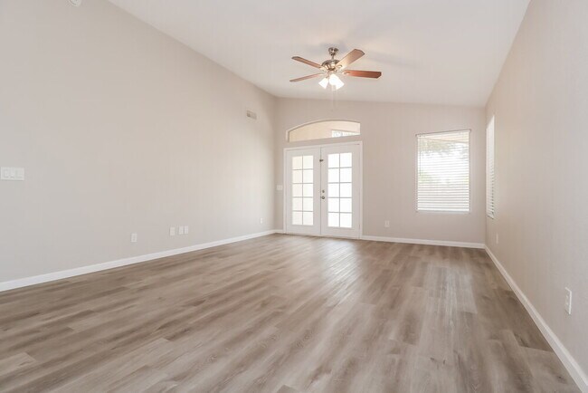 Building Photo - 14927 W Rampart Dr