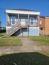 Building Photo - 6060 Wickfield Dr