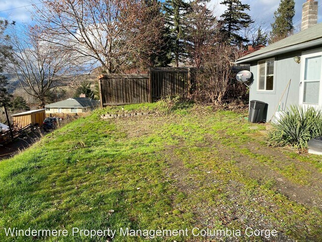 Foto del edificio - 2 br, 1 bath House - 207 Keasey Ave