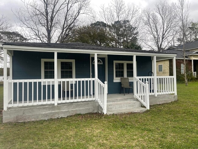Building Photo - 394 Egypt Rd