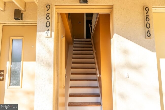 Photo - 9804 Hellingly Pl Apartment