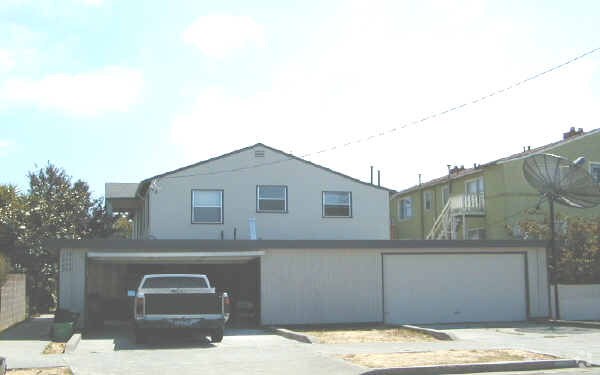 Building Photo - 234 S 43rd St
