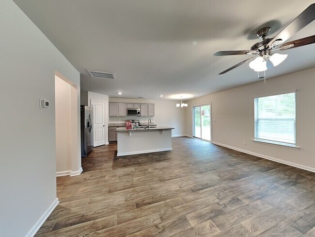 Building Photo - Coming Soon!! Convenient to Fort Jackson!