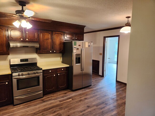 Foto del edificio - 7518 Country Hill Ln
