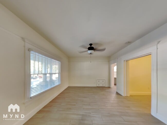 Foto del edificio - 825 14th St