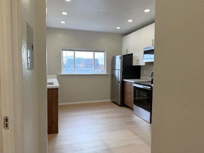 Foto del edificio - 1223 S J St