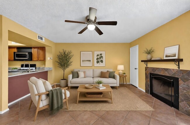 Building Photo - 3109 Sondra Dr