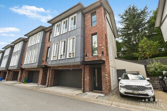 Building Photo - 15828-15827 27 Ave