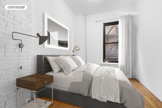 Building Photo - 161 E 81st St