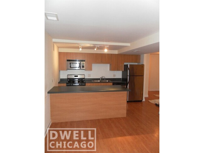 Foto del edificio - 2130 W Concord Pl