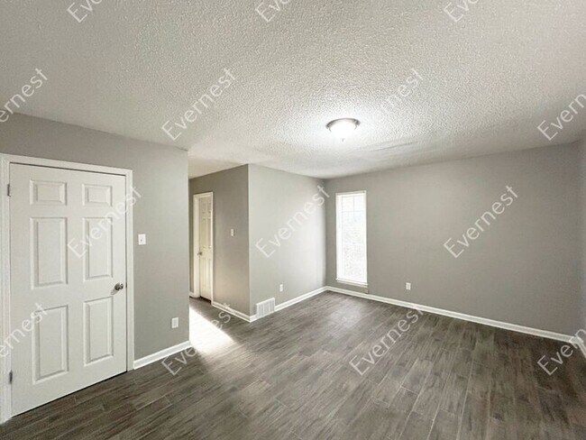 Building Photo - 8074 Steven Franklin Dr