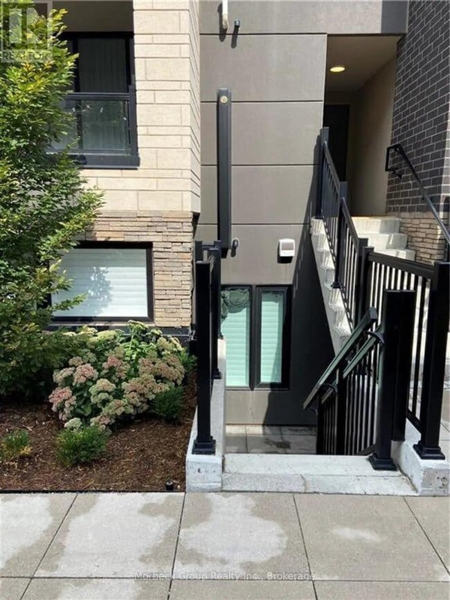 Building Photo - 1135 Cooke Blvd.