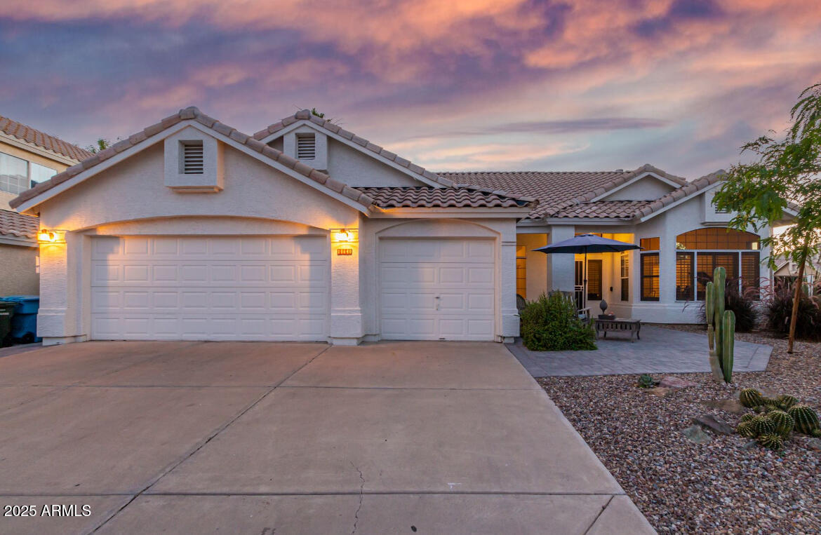Primary Photo - 16640 N 61st Way