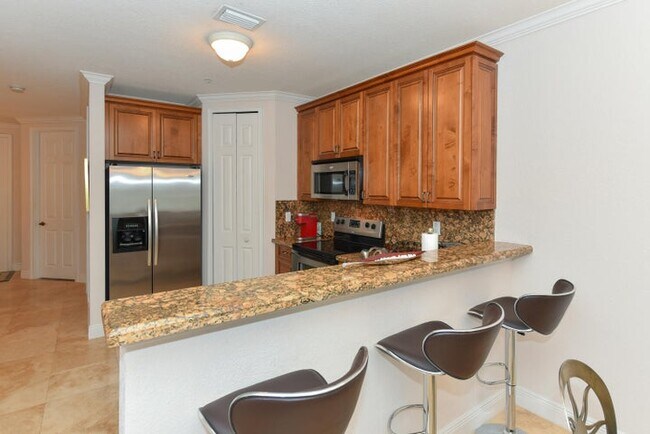 Foto del edificio - 3033 Waterside Cir