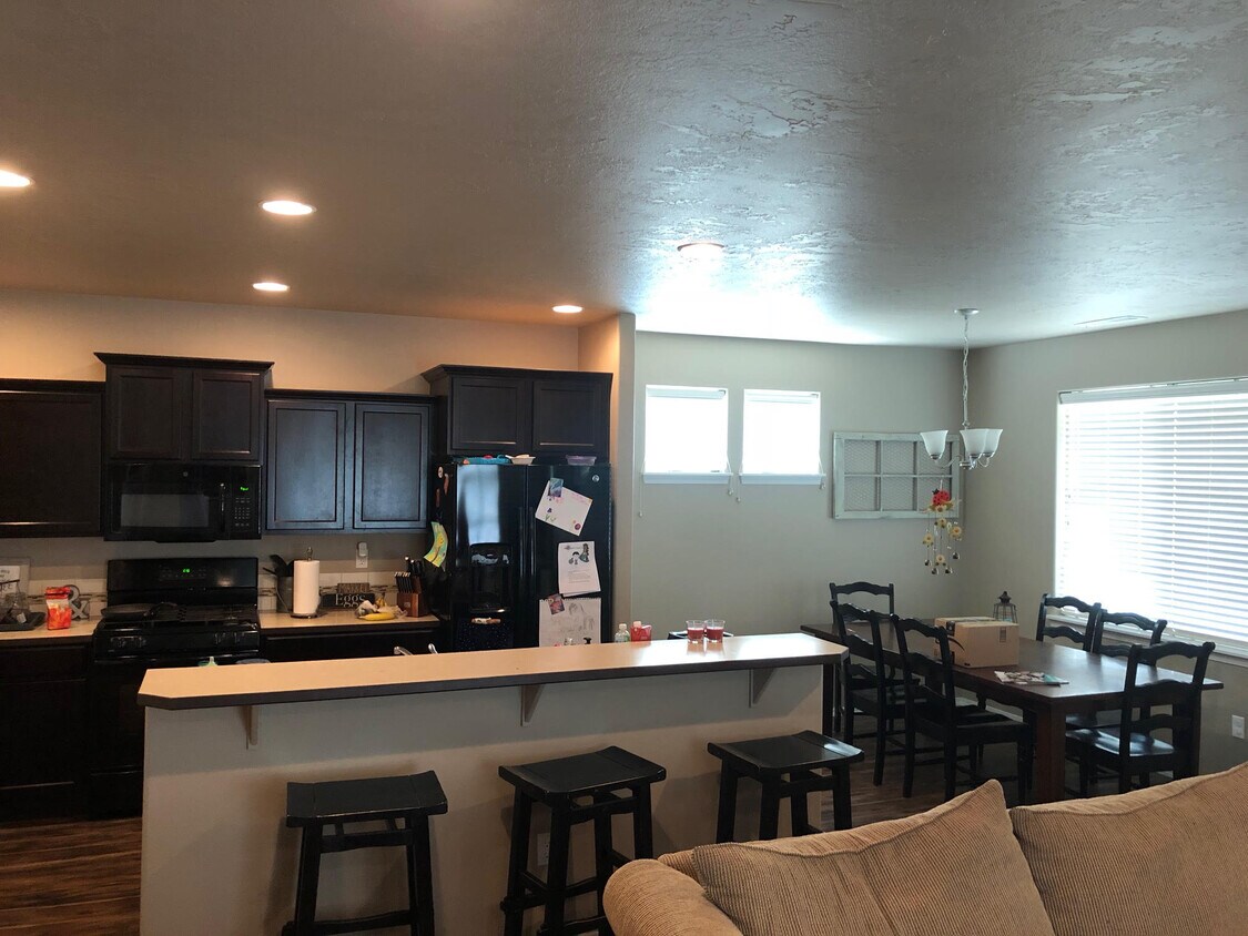 Foto del edificio - 2651 NE 6th Dr