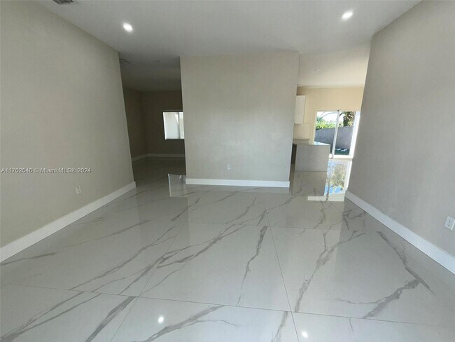 Foto del edificio - 29303 SW 142nd Ave