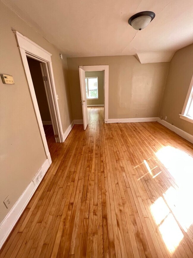 Foto del edificio - 2473 N 34th St