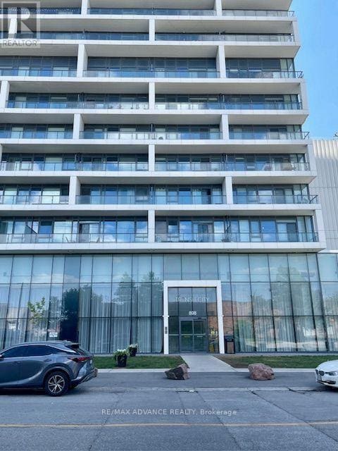 Building Photo - 898 Portage Pkwy