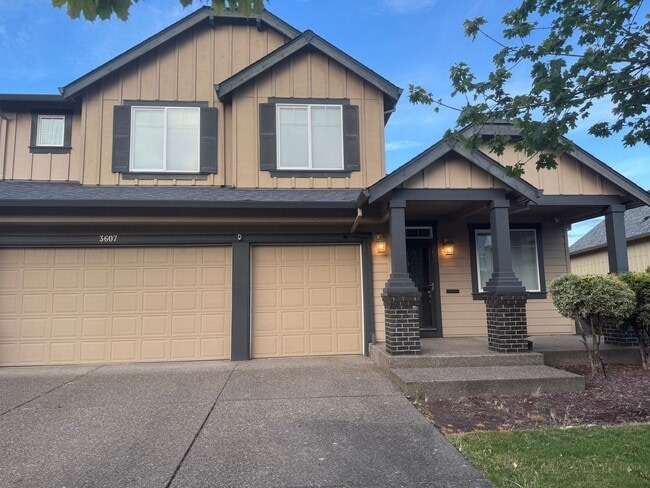 Building Photo - 3607 Hoodview Dr