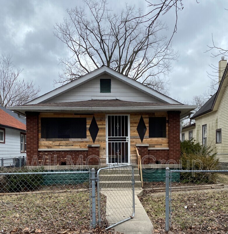 2817 N Denny St, Indianapolis, IN 46218 House Rental in Indianapolis