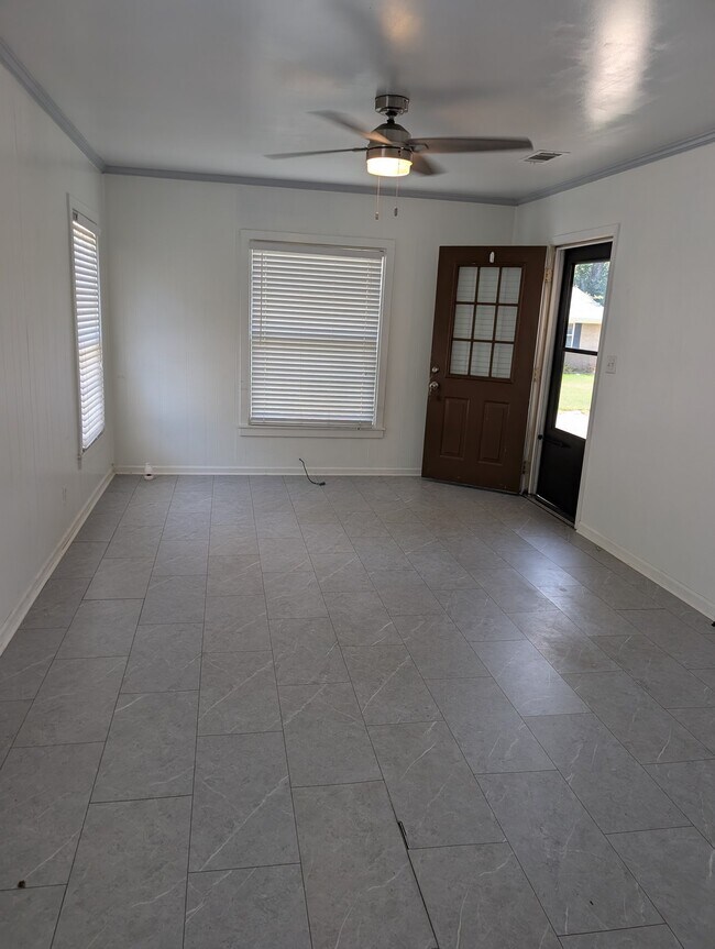 Foto del edificio - 333 N 14th St