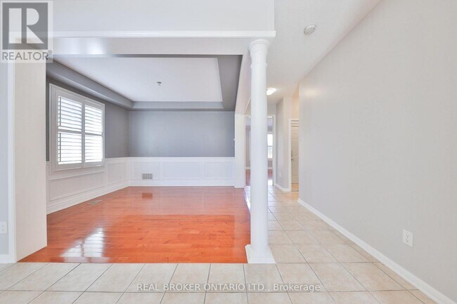 Building Photo - 977 Savoline Blvd