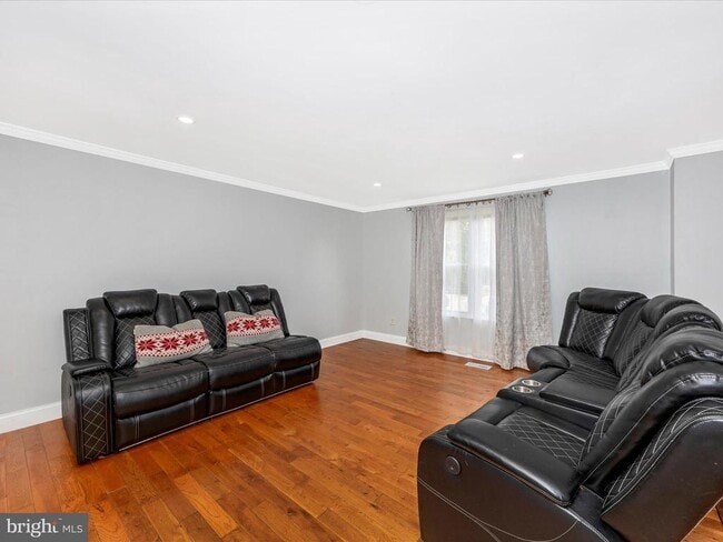 Foto del edificio - 13624 Warrior Brook Terrace