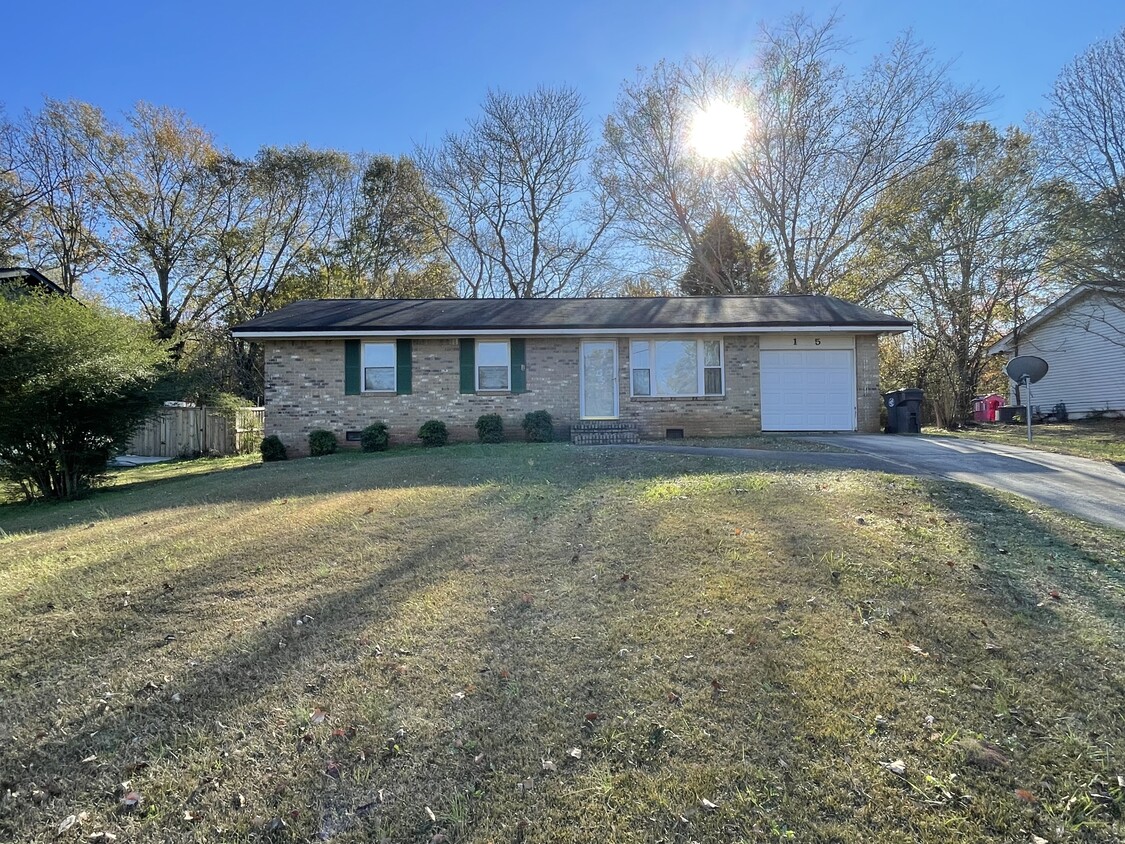 Primary Photo - 1495 Red Briar Way