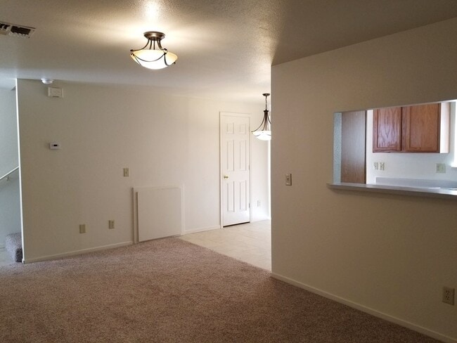 Building Photo - Village4077-79