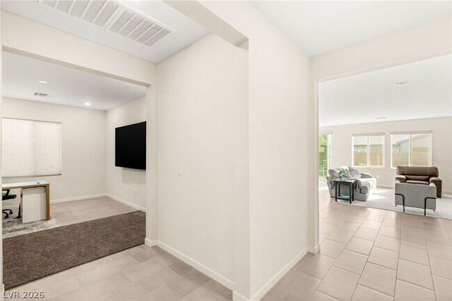 Foto del edificio - 3017 Bounding Home Rd
