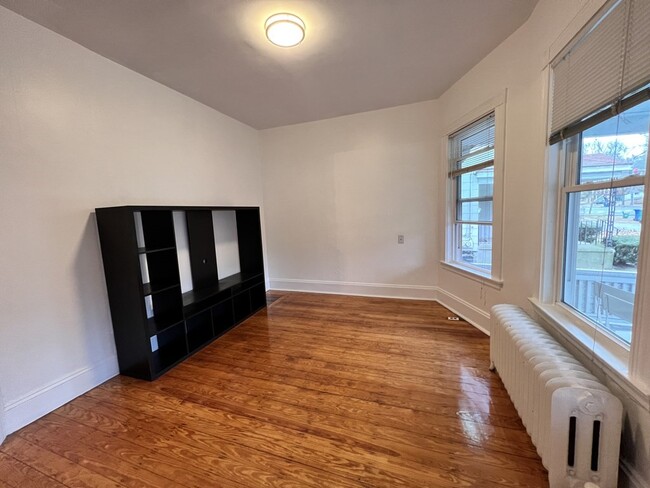 Building Photo - 275 Tremont St