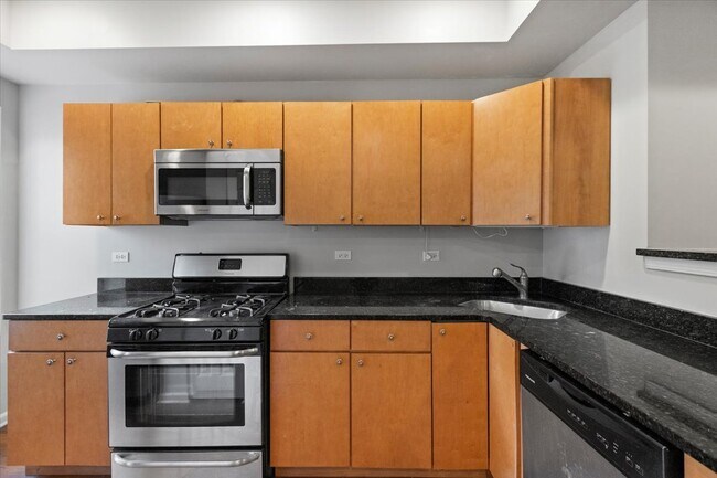 Foto del edificio - 7717 N Marshfield Ave