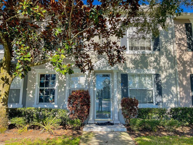 Building Photo - BEAUTIFUL 3 Bedroom/ 2.5 Bath Townhome in ...