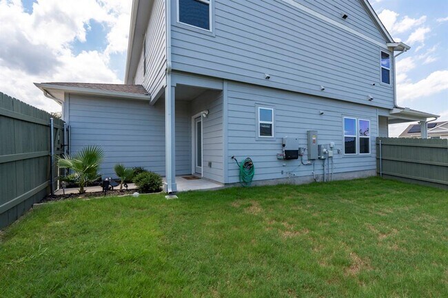 Building Photo - 16722 Sonoma Breeze Dr