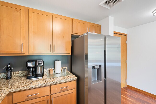 Foto del edificio - 2335 NW Raleigh St