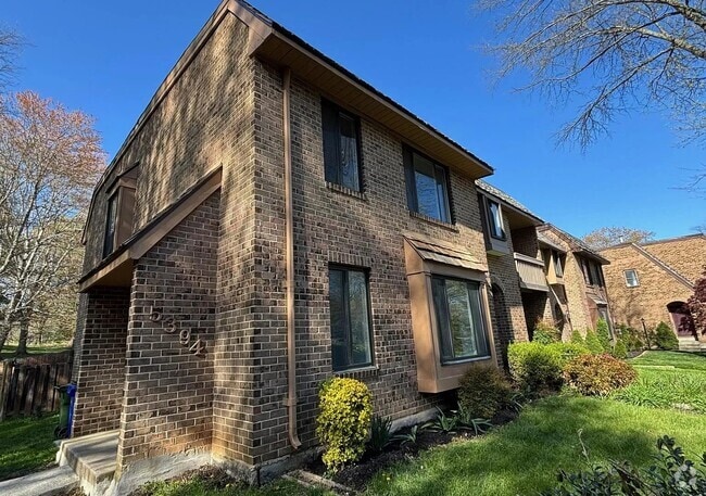 Building Photo - 5394 Eliots Oak Rd