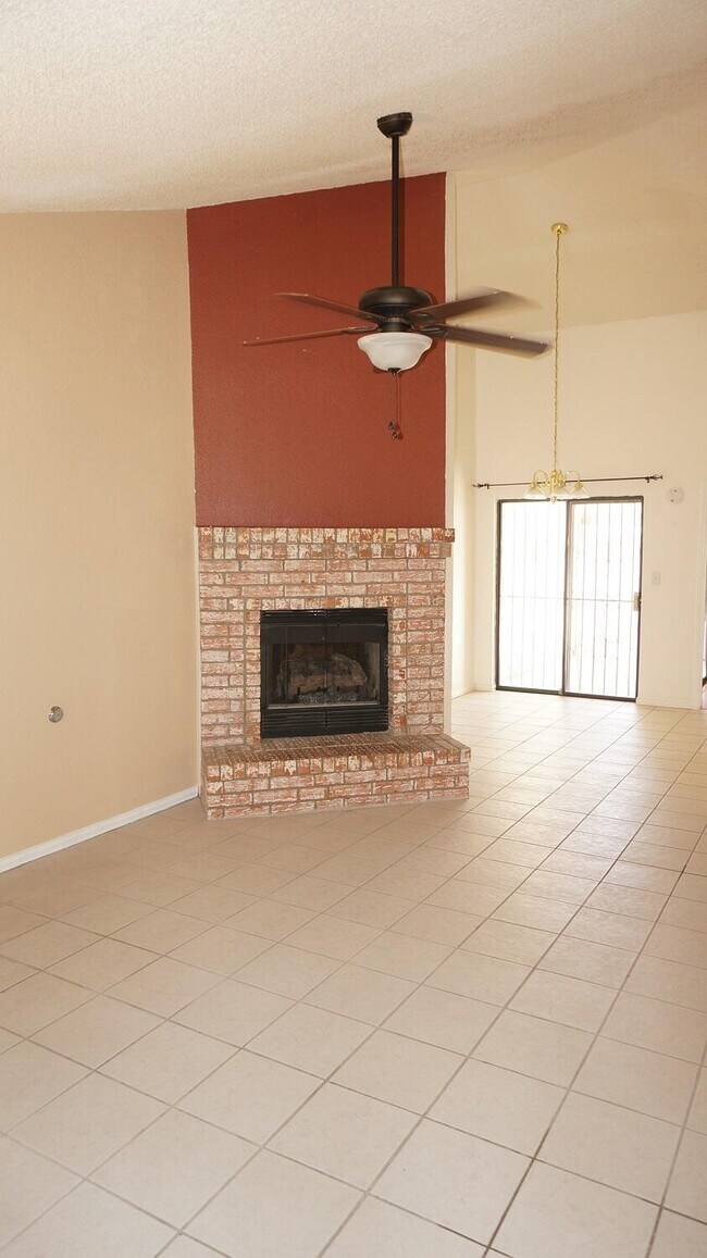 1553 Rebecca Ann Dr, El Paso, TX 79936 House Rental in El Paso, TX