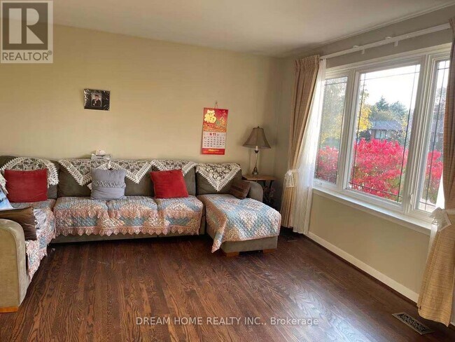 Photo du bâtiment - 31 Sancrest Dr