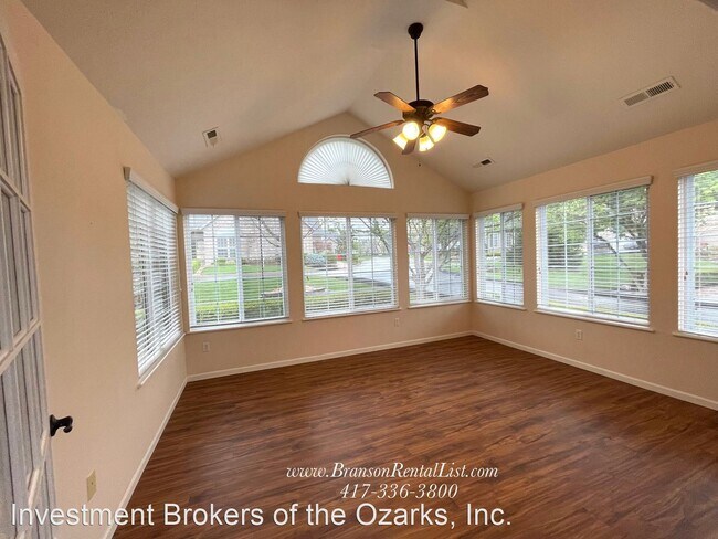 Foto del edificio - 2 br, 2 bath House - 800 Kings Mead unit 1